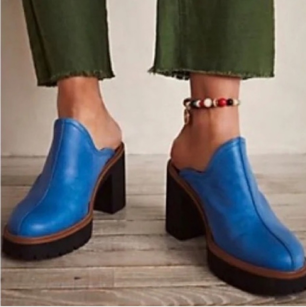 FREE PEOPLE James Mule Out Of The Blue Leather